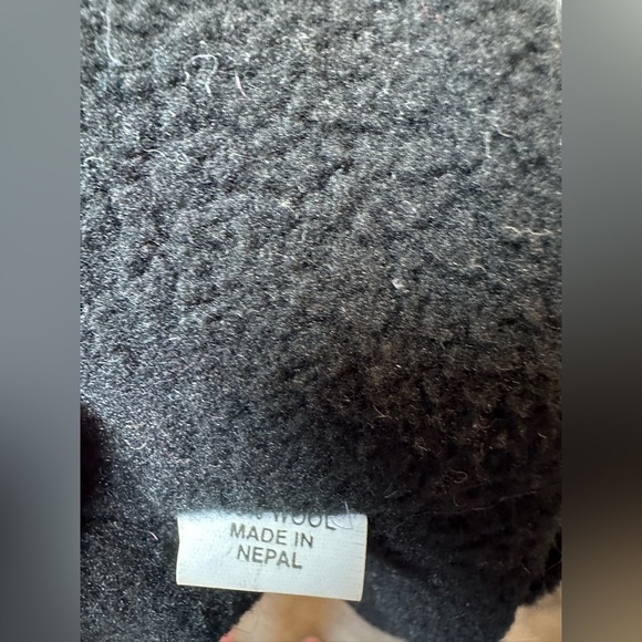 Nepal 100% Wool Knit Stripped Earflap Beanie Ski Hat Cap Fleece Lined Geometric - Picture 7 of 8